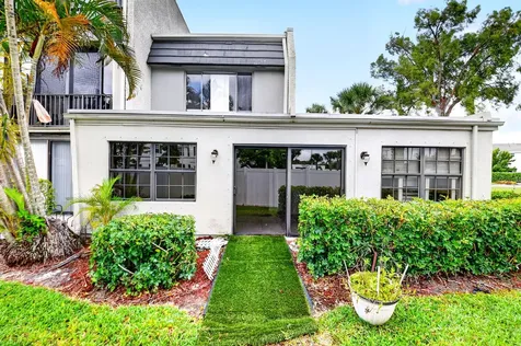 4068 Tivoli Court Greenacres FL 33467