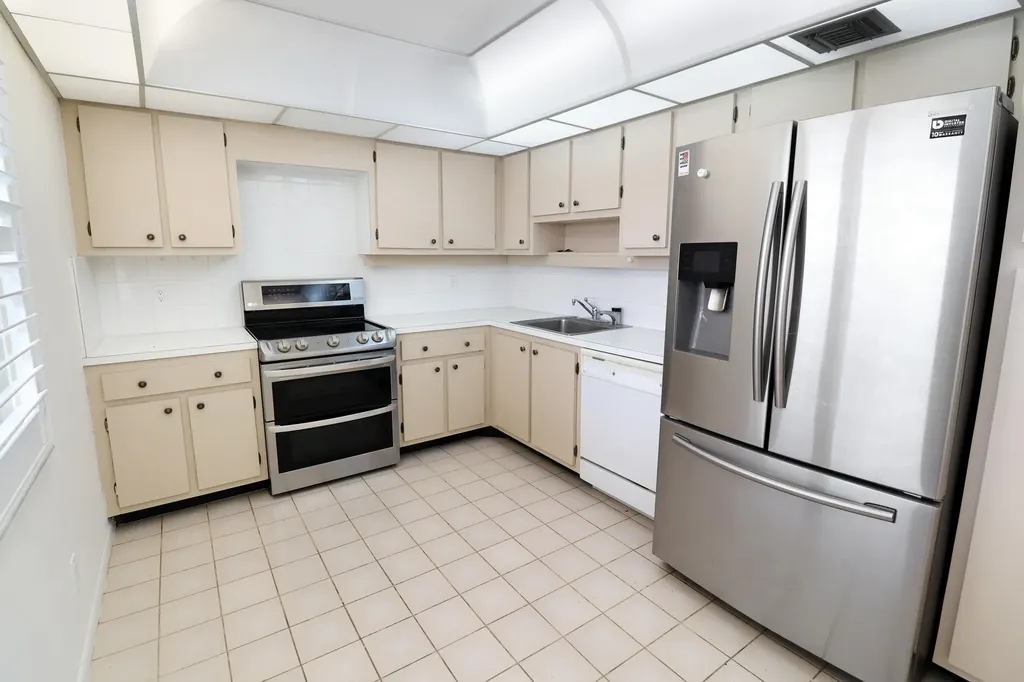 3095 N Course Drive Pompano Beach FL 33069
