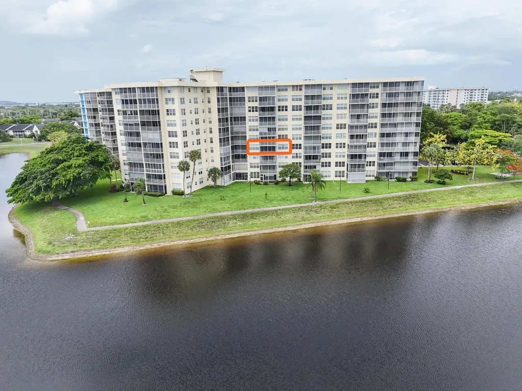 3095 N Course Drive Pompano Beach FL 33069