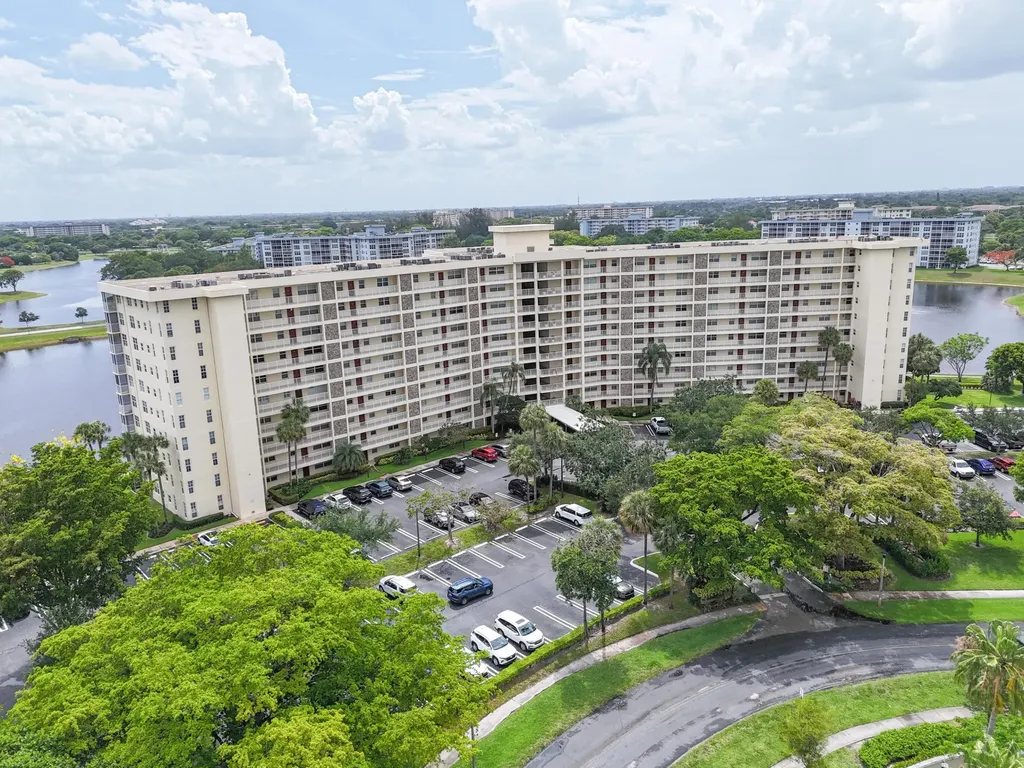 3095 N Course Drive Pompano Beach FL 33069