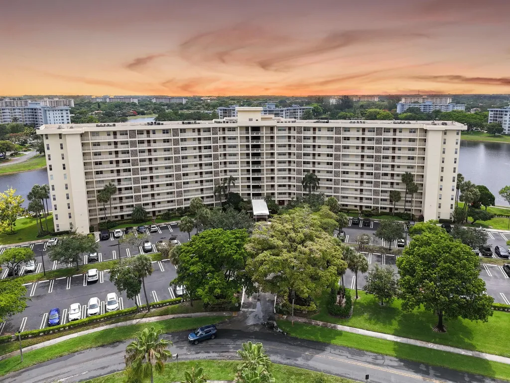 3095 N Course Drive Pompano Beach FL 33069