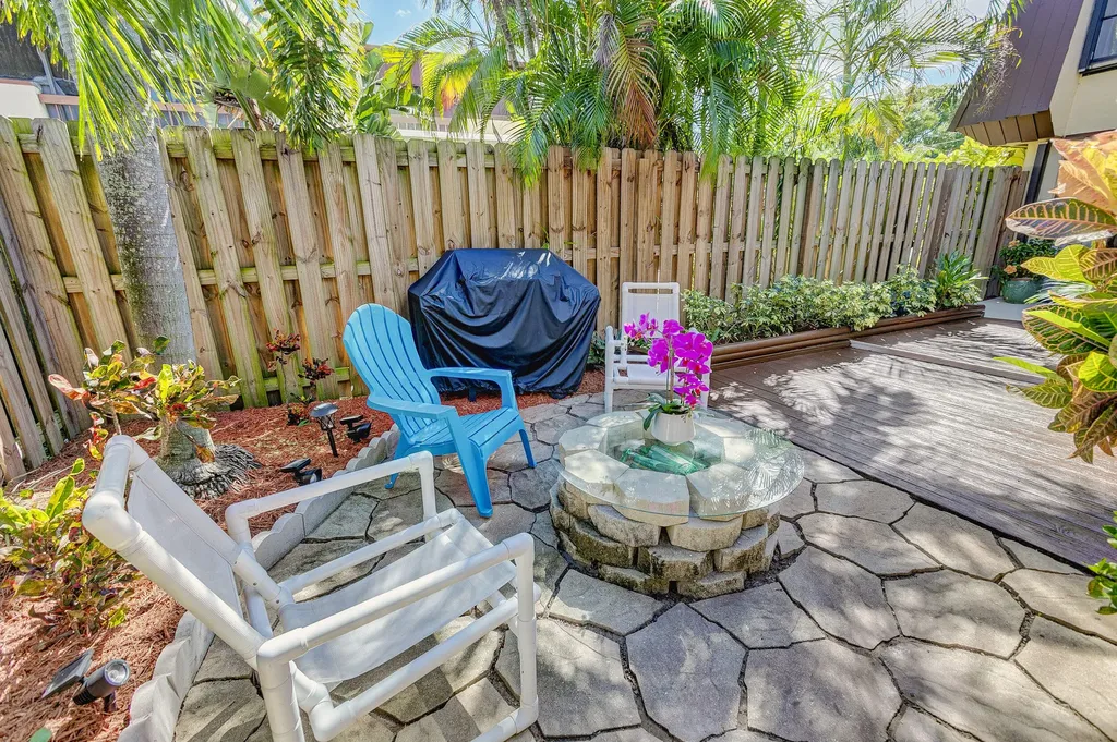3530 E Gardens East Drive E Palm Beach Gardens FL 33410