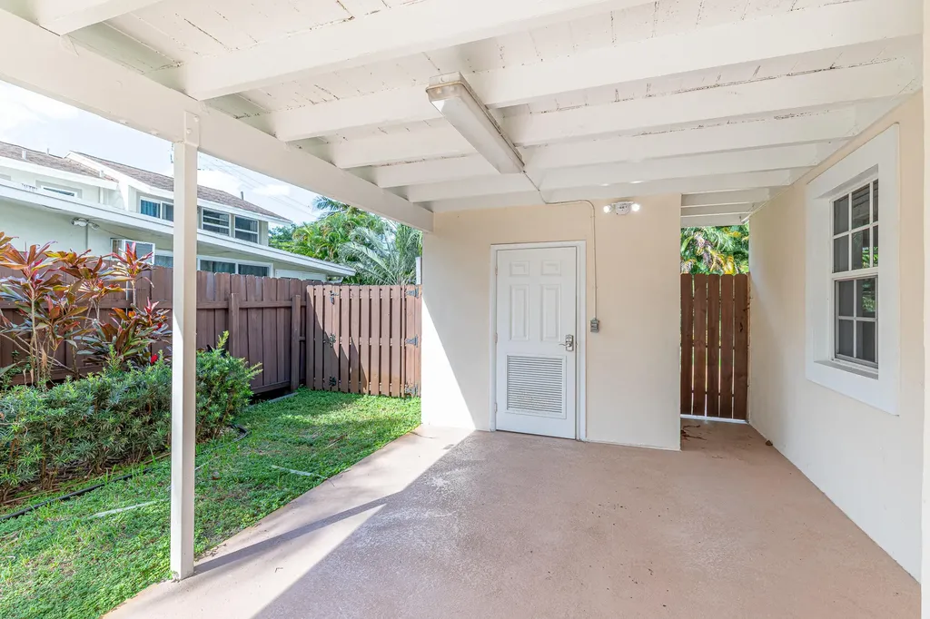 1717 SW 12th Court Fort Lauderdale FL 33312