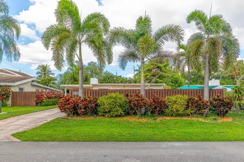 1717 SW 12th Court Fort Lauderdale FL 33312