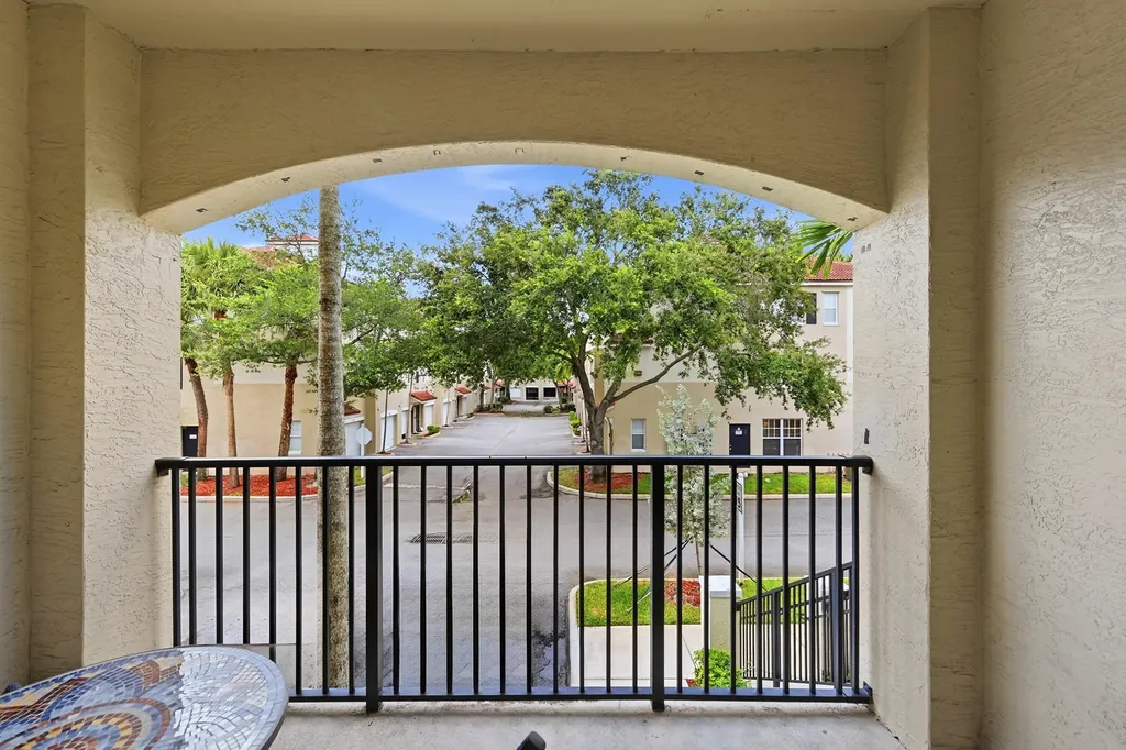 5820 W Sample Road Coral Springs FL 33067