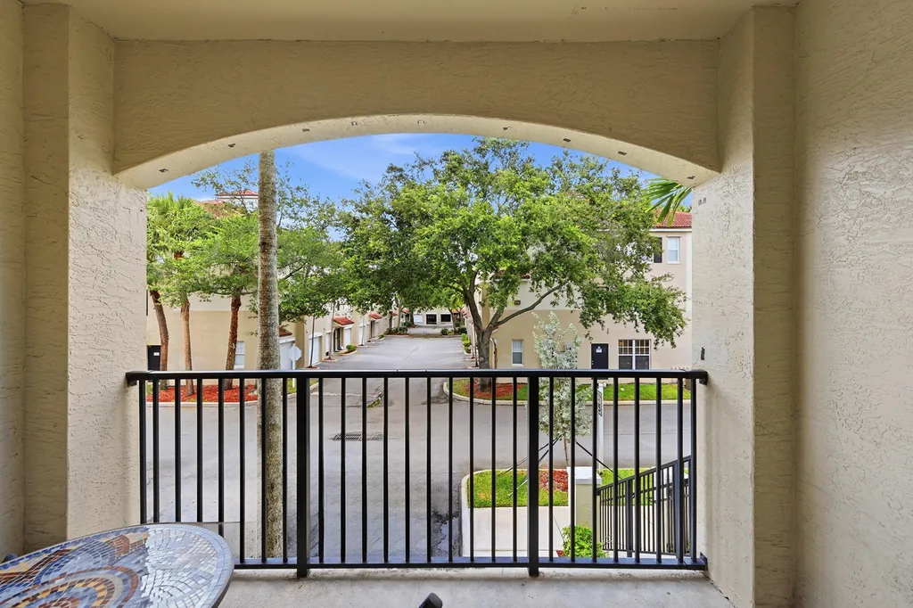 5820 W Sample Road Coral Springs FL 33067