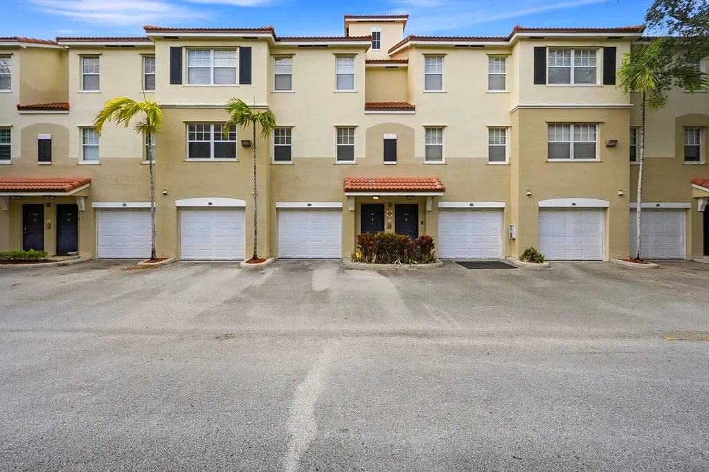 5820 W Sample Road Coral Springs FL 33067