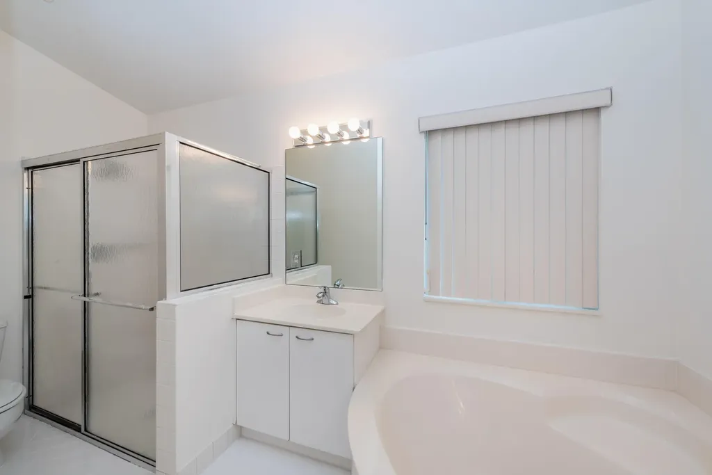 5514 NW 41st Terrace Coconut Creek FL 33073