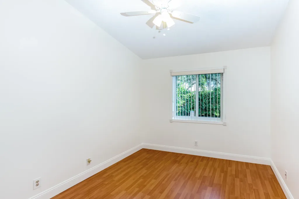 5514 NW 41st Terrace Coconut Creek FL 33073