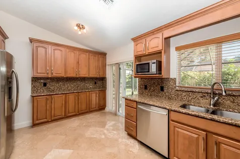 5514 NW 41st Terrace Coconut Creek FL 33073