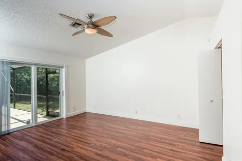 5514 NW 41st Terrace Coconut Creek FL 33073