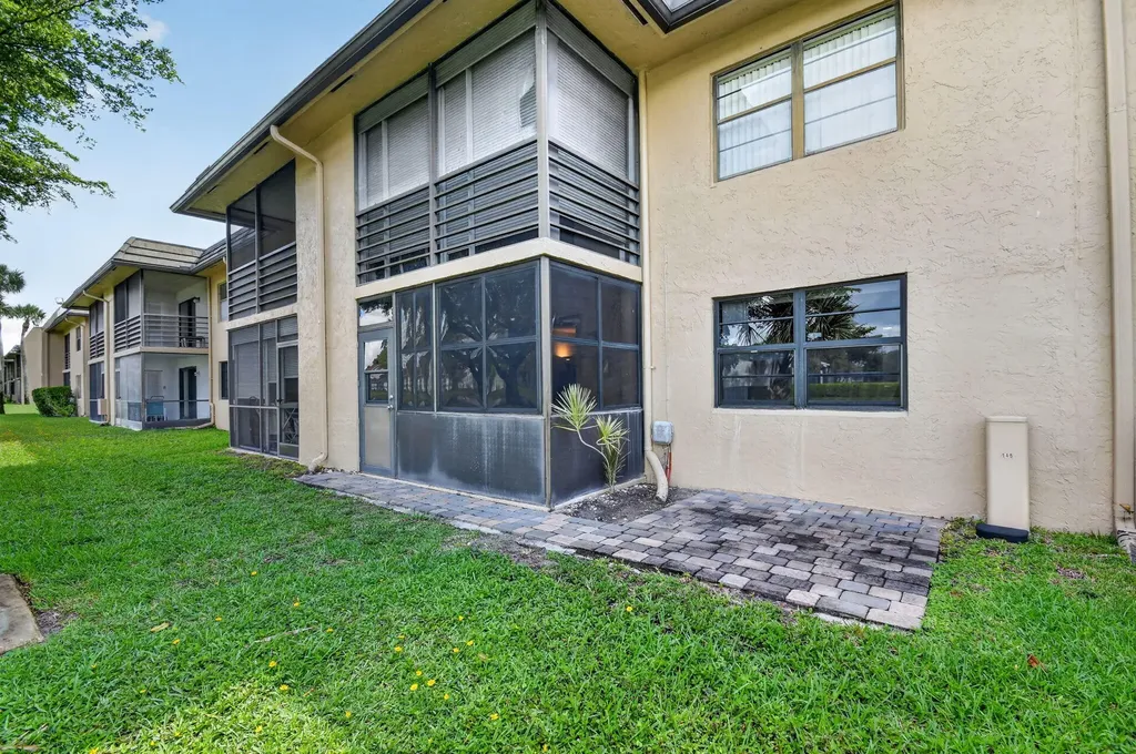 145 Lake Nancy Lane West Palm Beach FL 33411