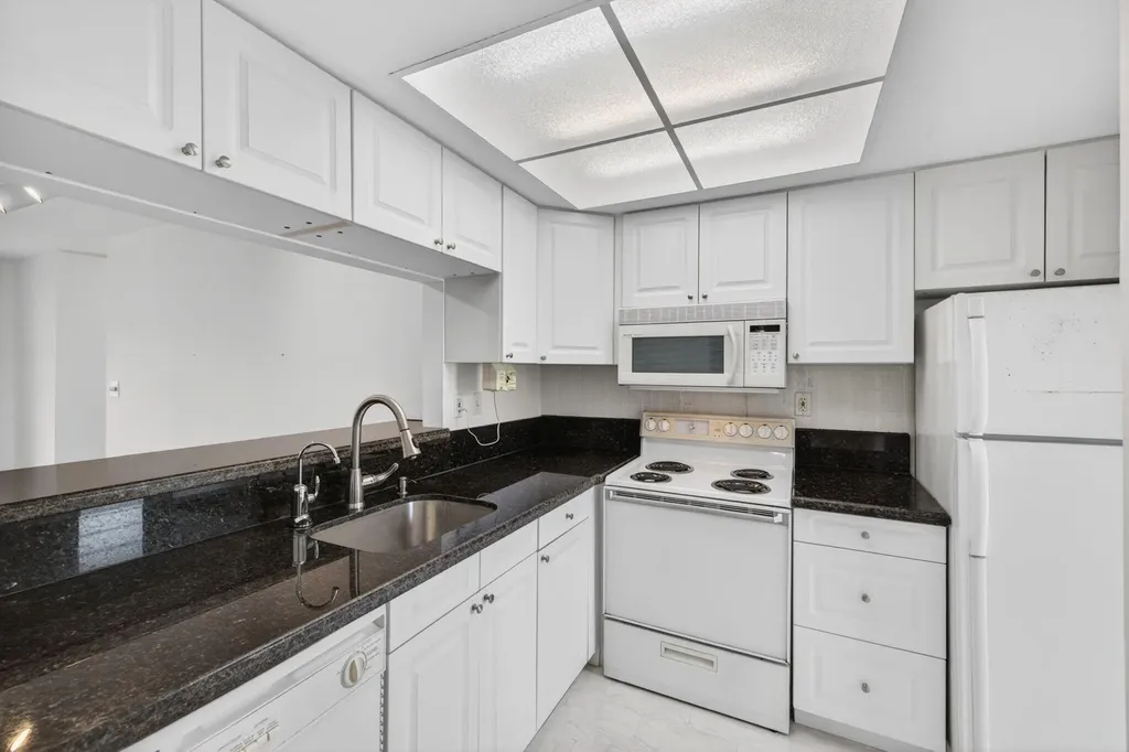 1500 SE 15th Street Fort Lauderdale FL 33316