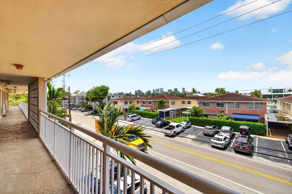 1500 SE 15th Street Fort Lauderdale FL 33316