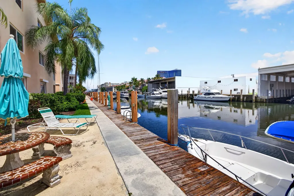 1500 SE 15th Street Fort Lauderdale FL 33316