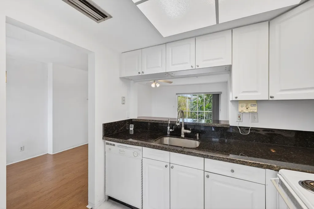 1500 SE 15th Street Fort Lauderdale FL 33316