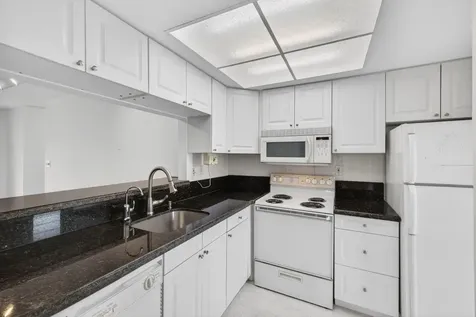 1500 SE 15th Street Fort Lauderdale FL 33316
