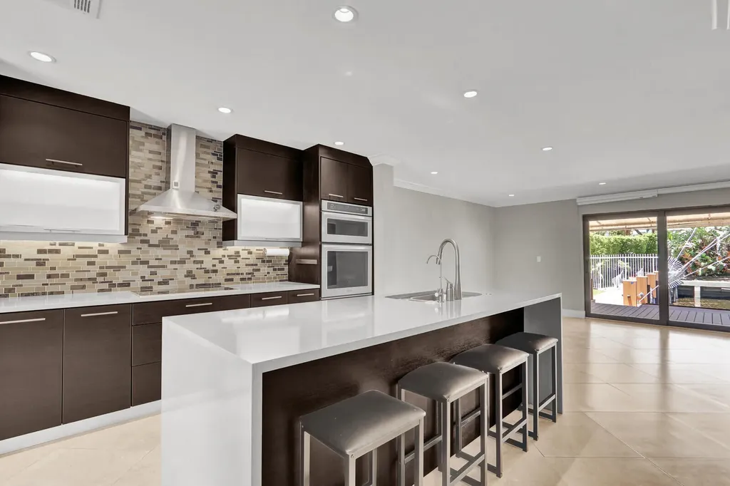 611 NE 12th Terrace Boynton Beach FL 33435