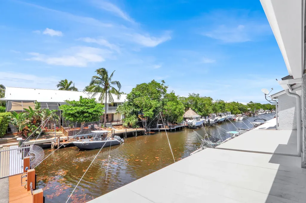 611 NE 12th Terrace Boynton Beach FL 33435