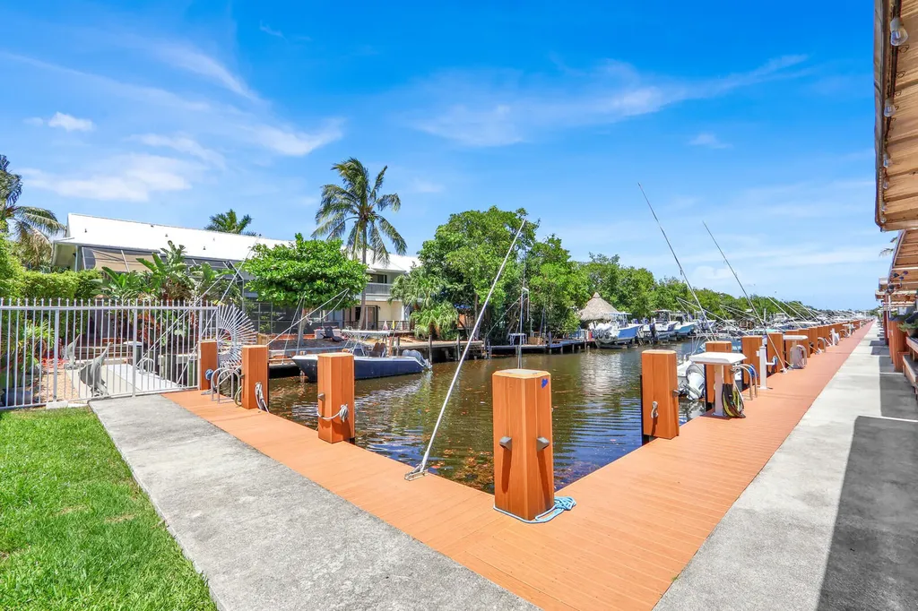 611 NE 12th Terrace Boynton Beach FL 33435