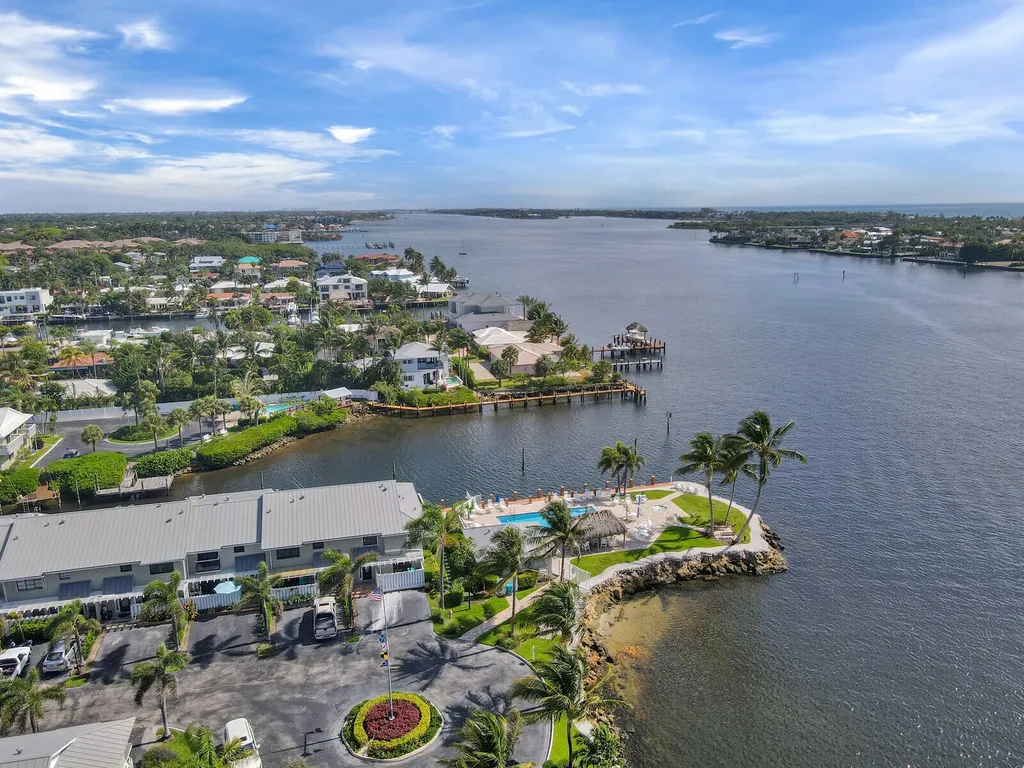 611 NE 12th Terrace Boynton Beach FL 33435