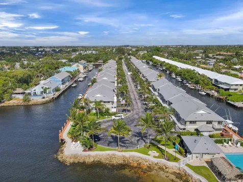 611 NE 12th Terrace Boynton Beach FL 33435
