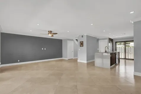 611 NE 12th Terrace Boynton Beach FL 33435
