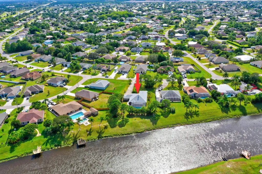 256 SW Ridgecrest Drive Port St Lucie FL 34953