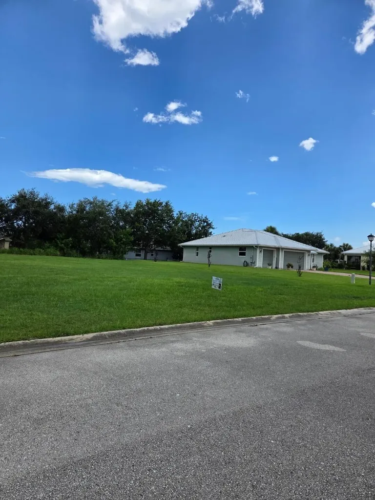 6385 Tropical Way Vero Beach FL 32967