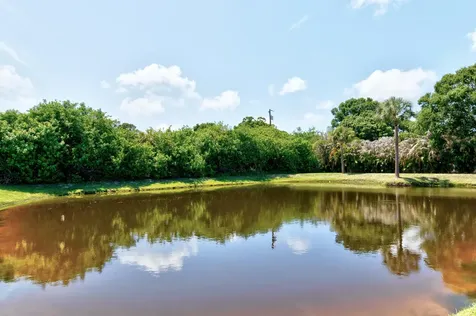 6385 Tropical Way Vero Beach FL 32967