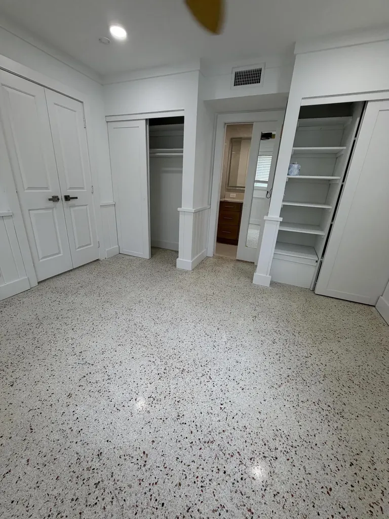 204 S Seacrest Circle Delray Beach FL 33444