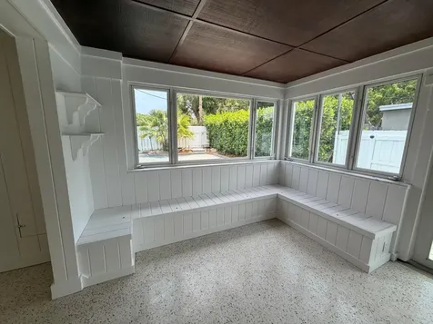 204 S Seacrest Circle Delray Beach FL 33444