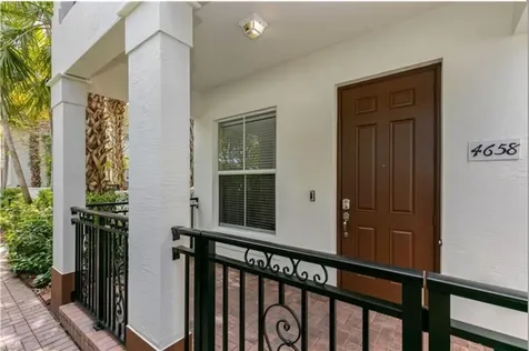 4658 Monarch Way Coconut Creek FL 33073