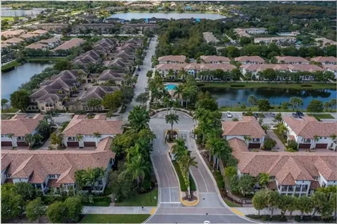 4658 Monarch Way Coconut Creek FL 33073