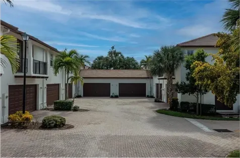 4658 Monarch Way Coconut Creek FL 33073