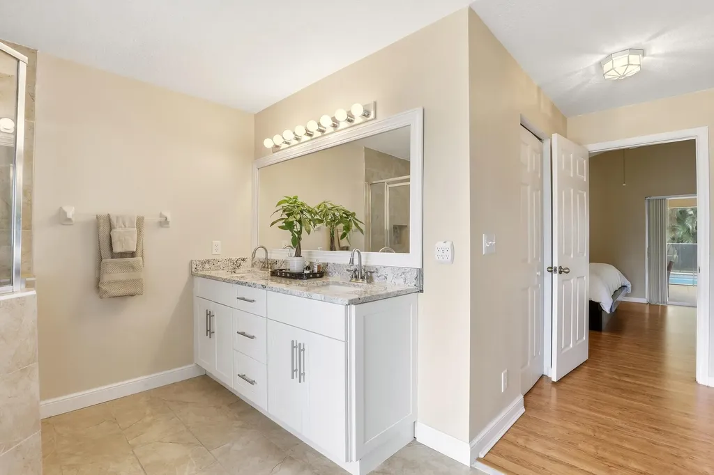 16431 N 77th Trail N Palm Beach Gardens FL 33418