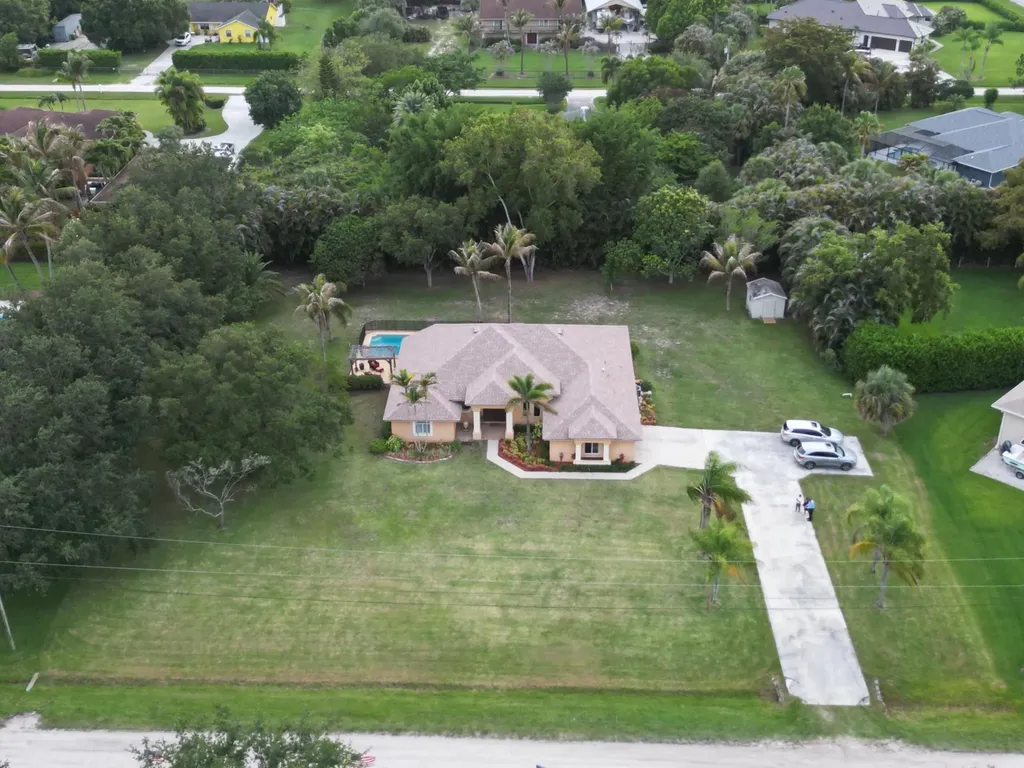 16431 N 77th Trail N Palm Beach Gardens FL 33418