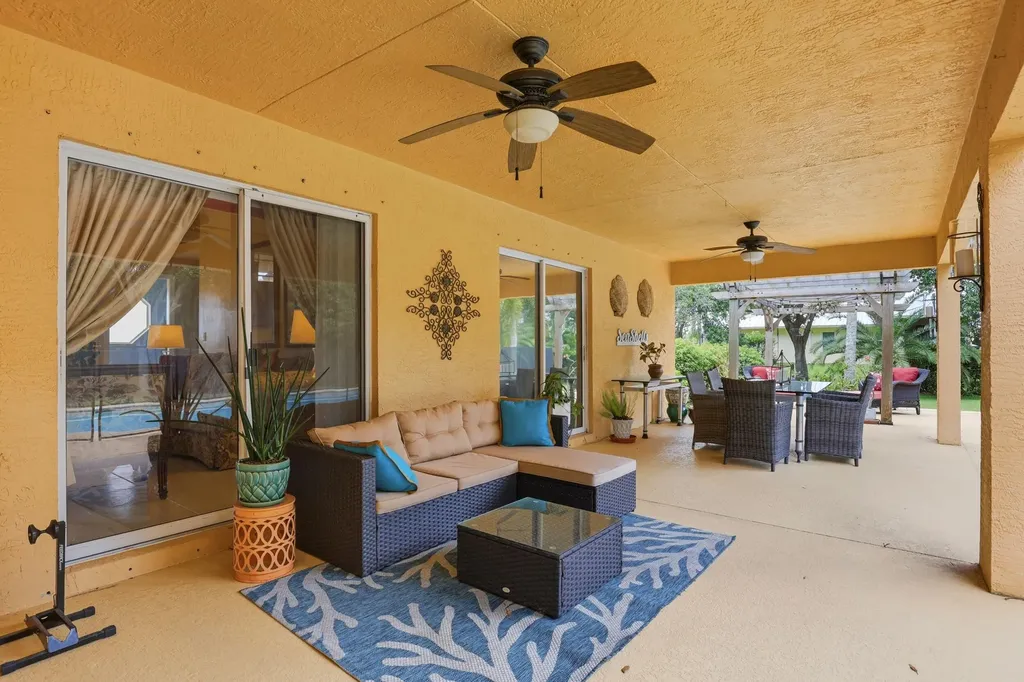 16431 N 77th Trail N Palm Beach Gardens FL 33418