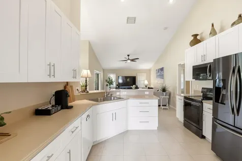 16431 N 77th Trail N Palm Beach Gardens FL 33418