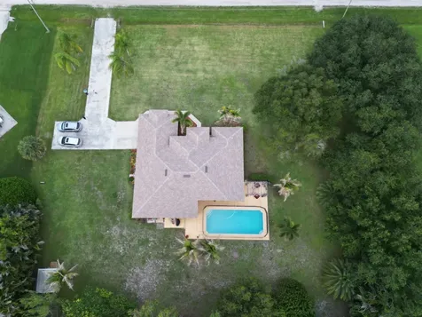 16431 N 77th Trail N Palm Beach Gardens FL 33418