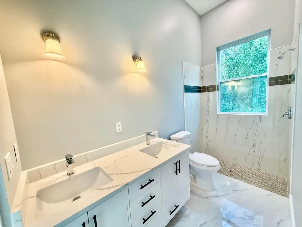 675 NE Moss Rose Place Port St Lucie FL 34983