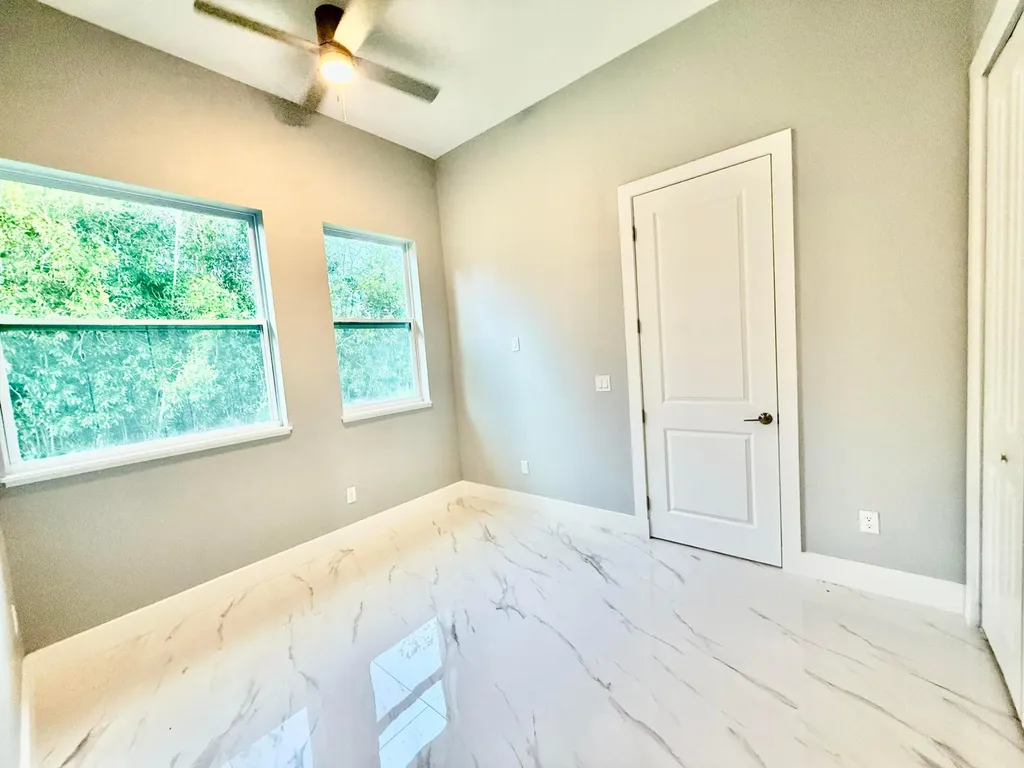 675 NE Moss Rose Place Port St Lucie FL 34983