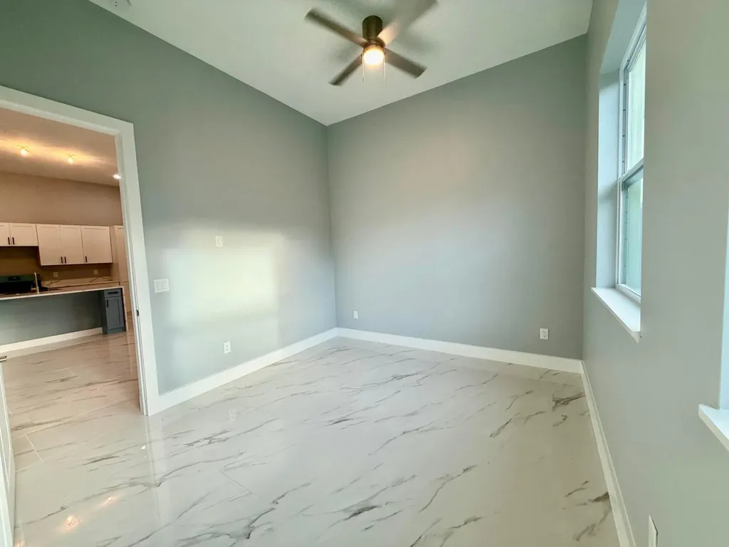 675 NE Moss Rose Place Port St Lucie FL 34983