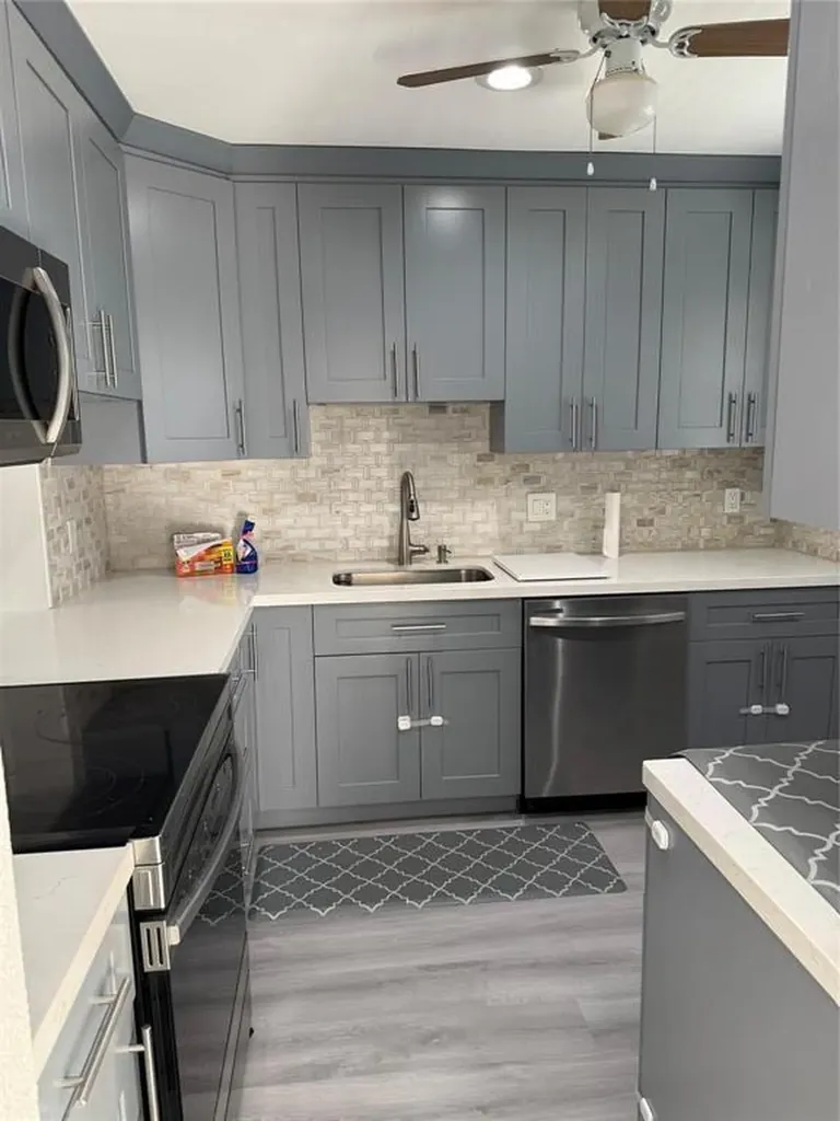2960 Riverside Drive Coral Springs FL 33065