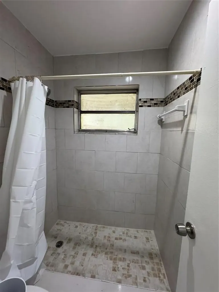 2960 Riverside Drive Coral Springs FL 33065