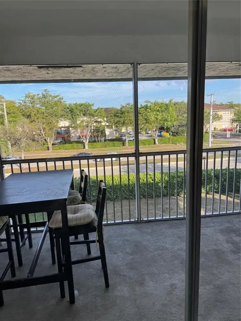 2960 Riverside Drive Coral Springs FL 33065