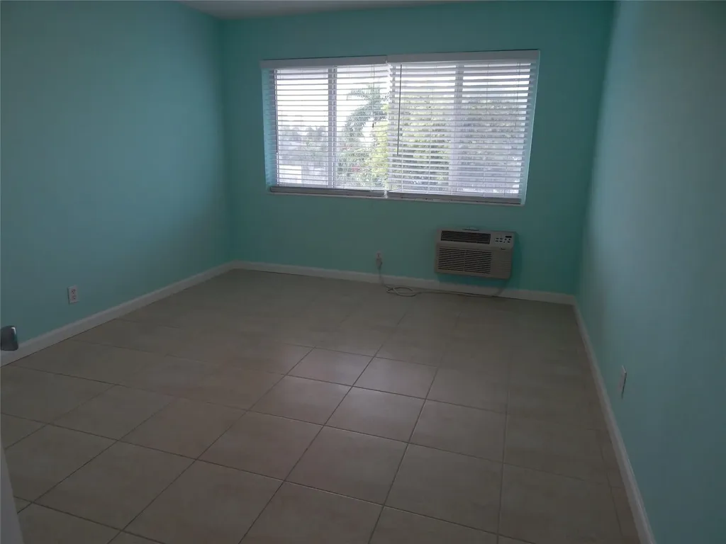 3220 Bayview Drive Fort Lauderdale FL 33306
