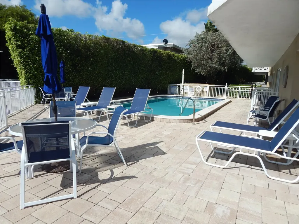 3220 Bayview Drive Fort Lauderdale FL 33306