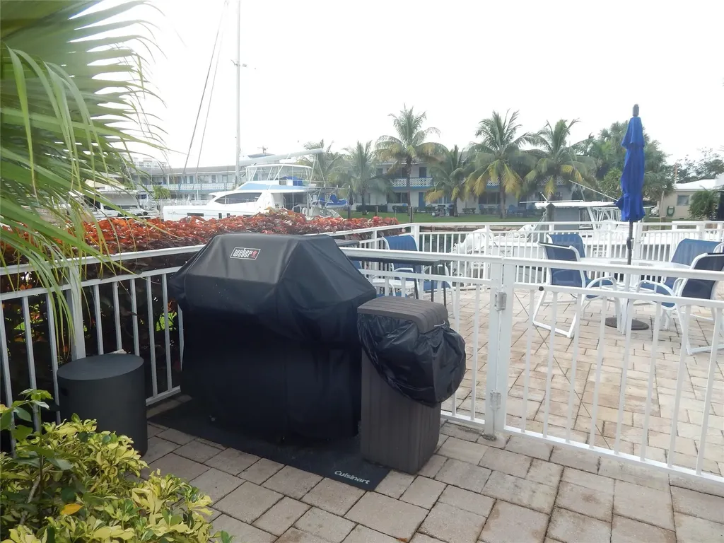 3220 Bayview Drive Fort Lauderdale FL 33306