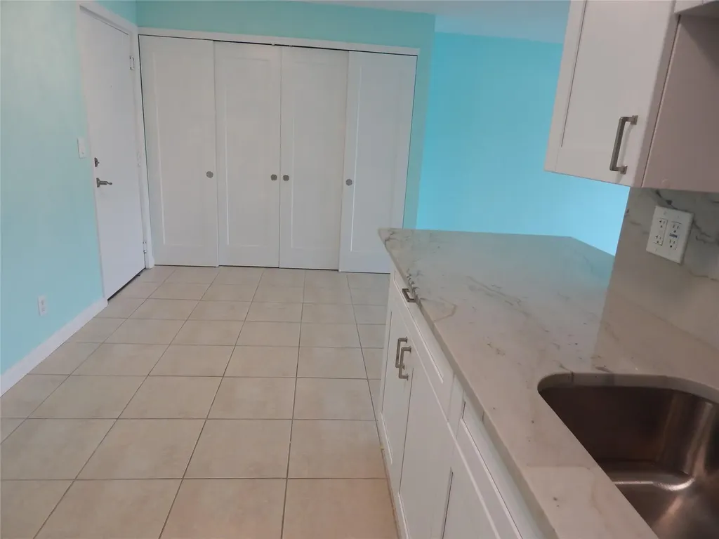 3220 Bayview Drive Fort Lauderdale FL 33306